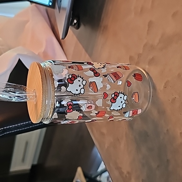 Hello Kitty Other - Hello Kitty Fall glass tumbler 16oz